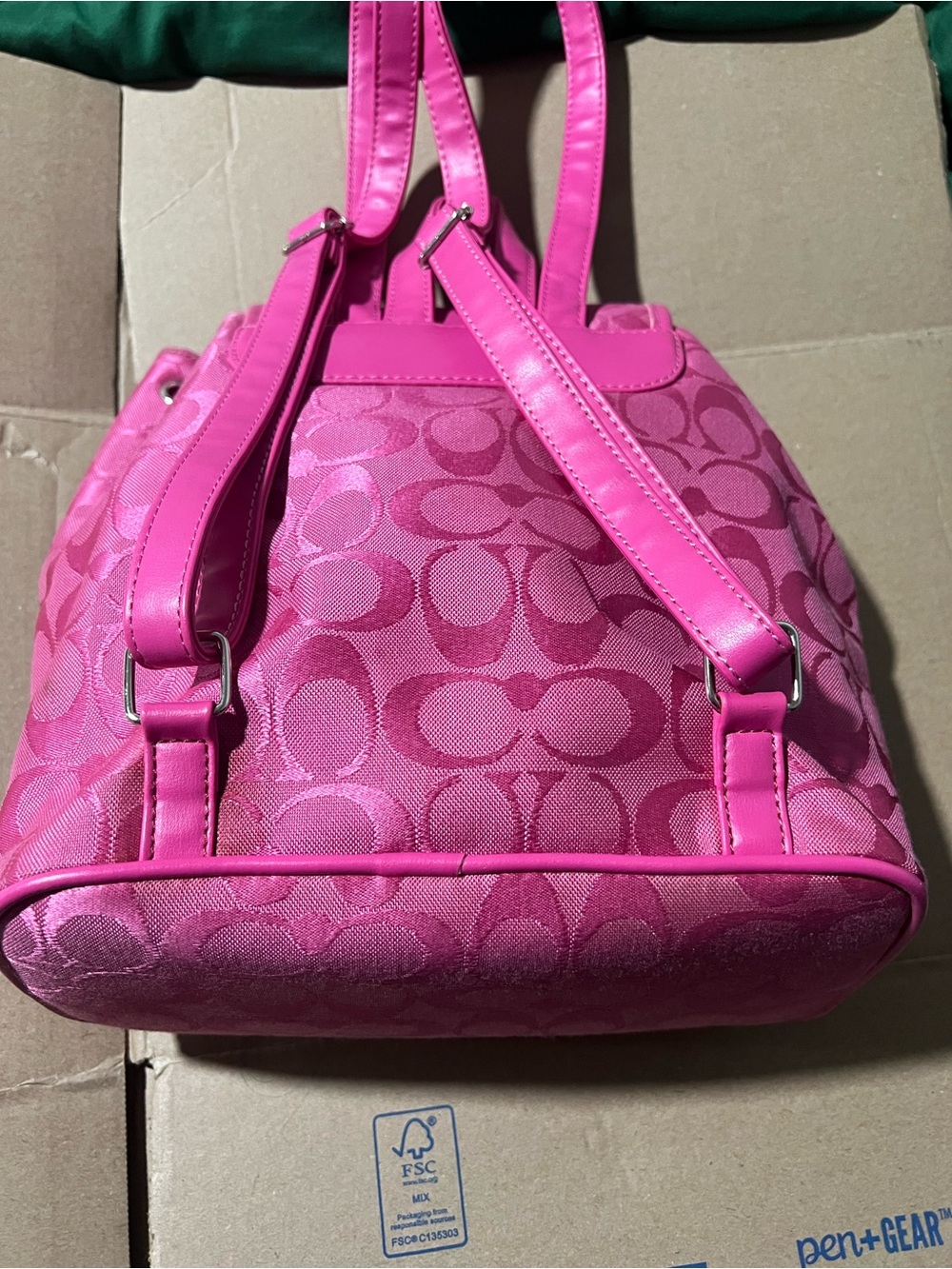 Coach Y2K vintage fuchsia signature drawstring backpack silver hardware - Picture 9 of 13